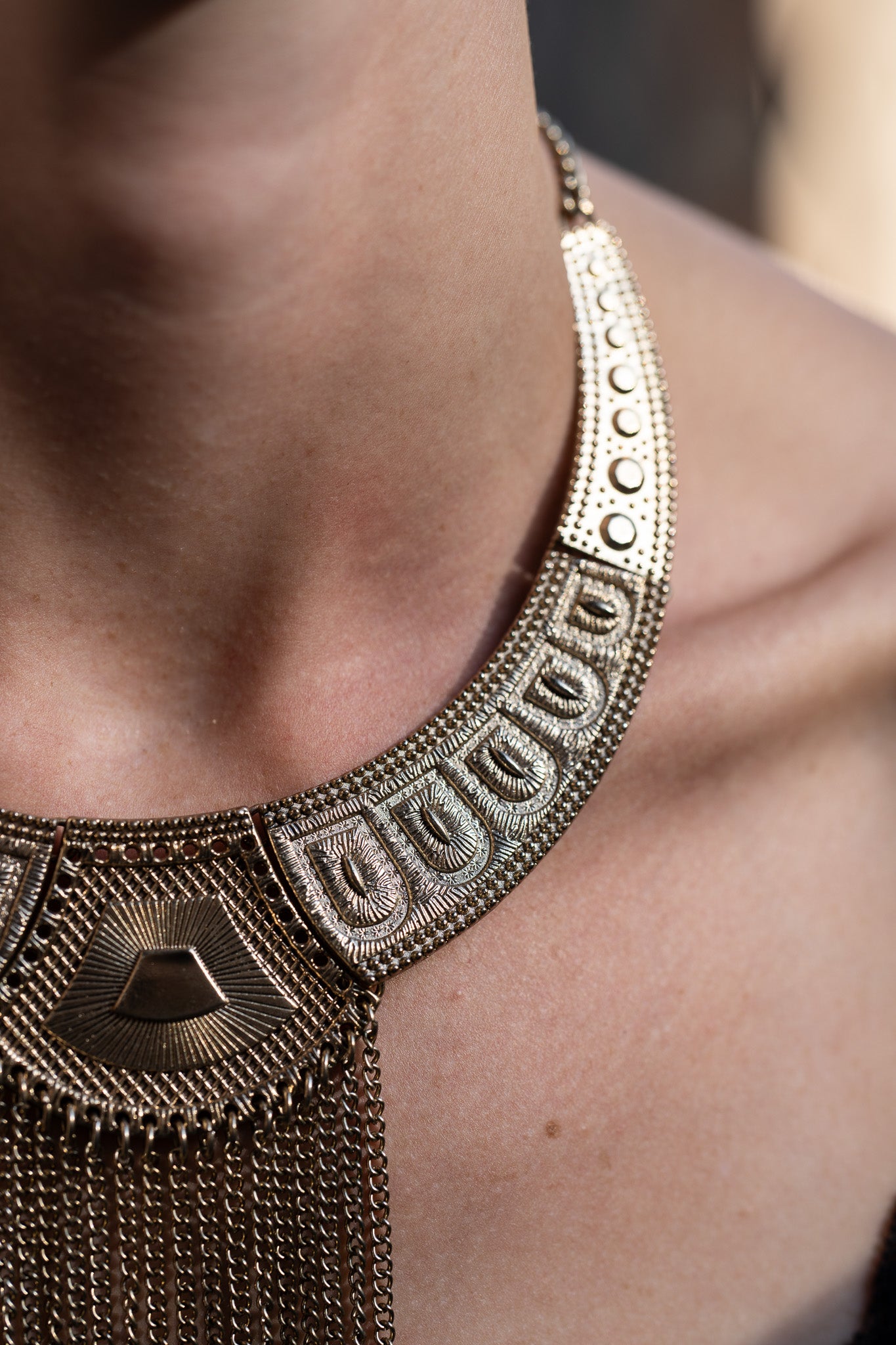 Vintage 70s Collar Plate Necklace w/ Fringe