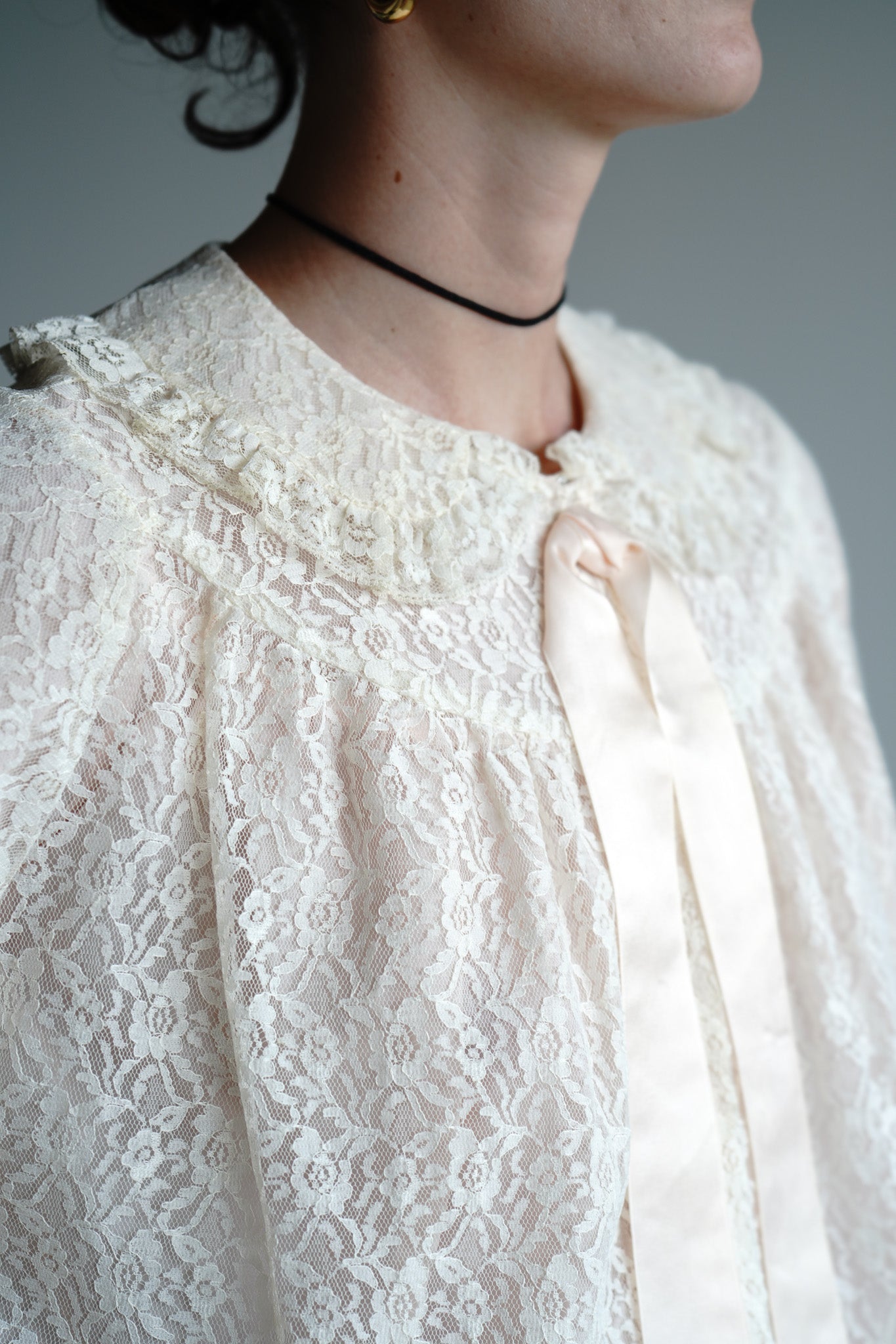 Vintage 50s Lace Bedcoat w/ Satin Bow