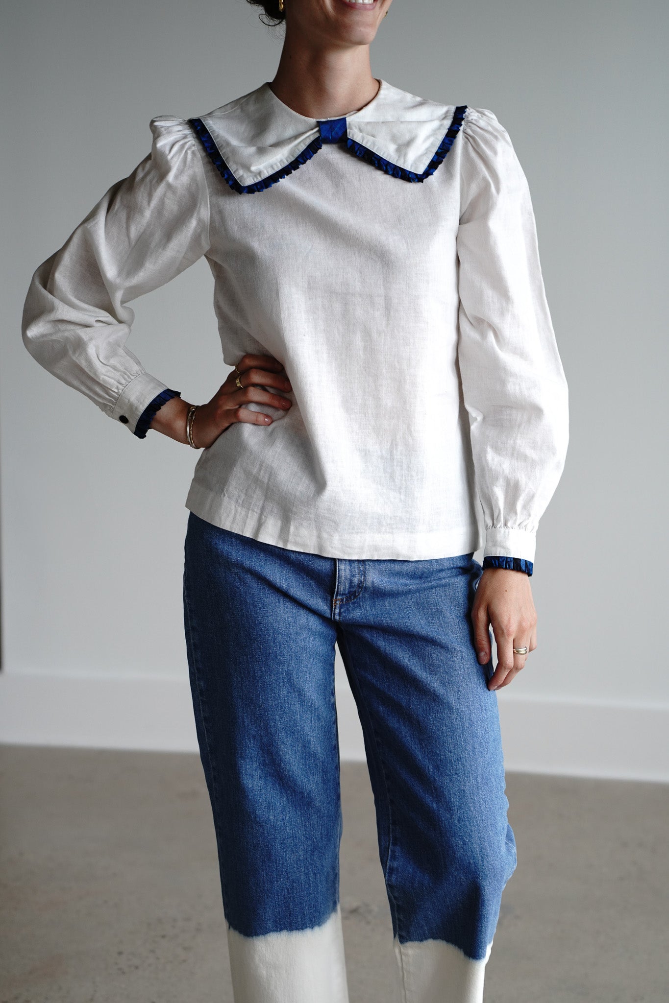 Vintage 80s Bow Front Linen Top