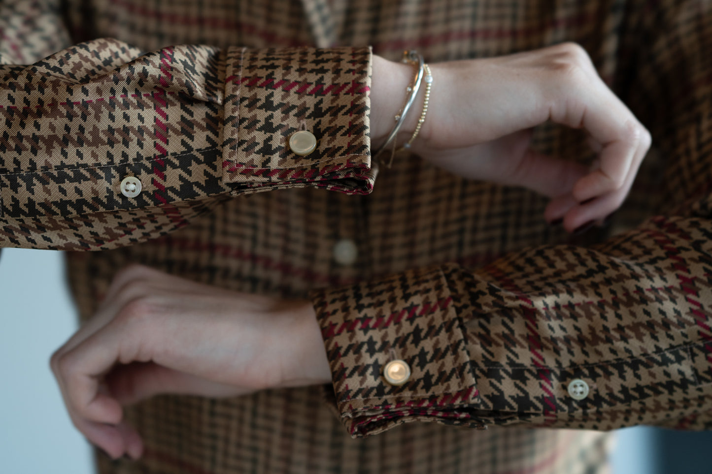 Vintage 90s Silk Houndstooth Equestrian Button Up