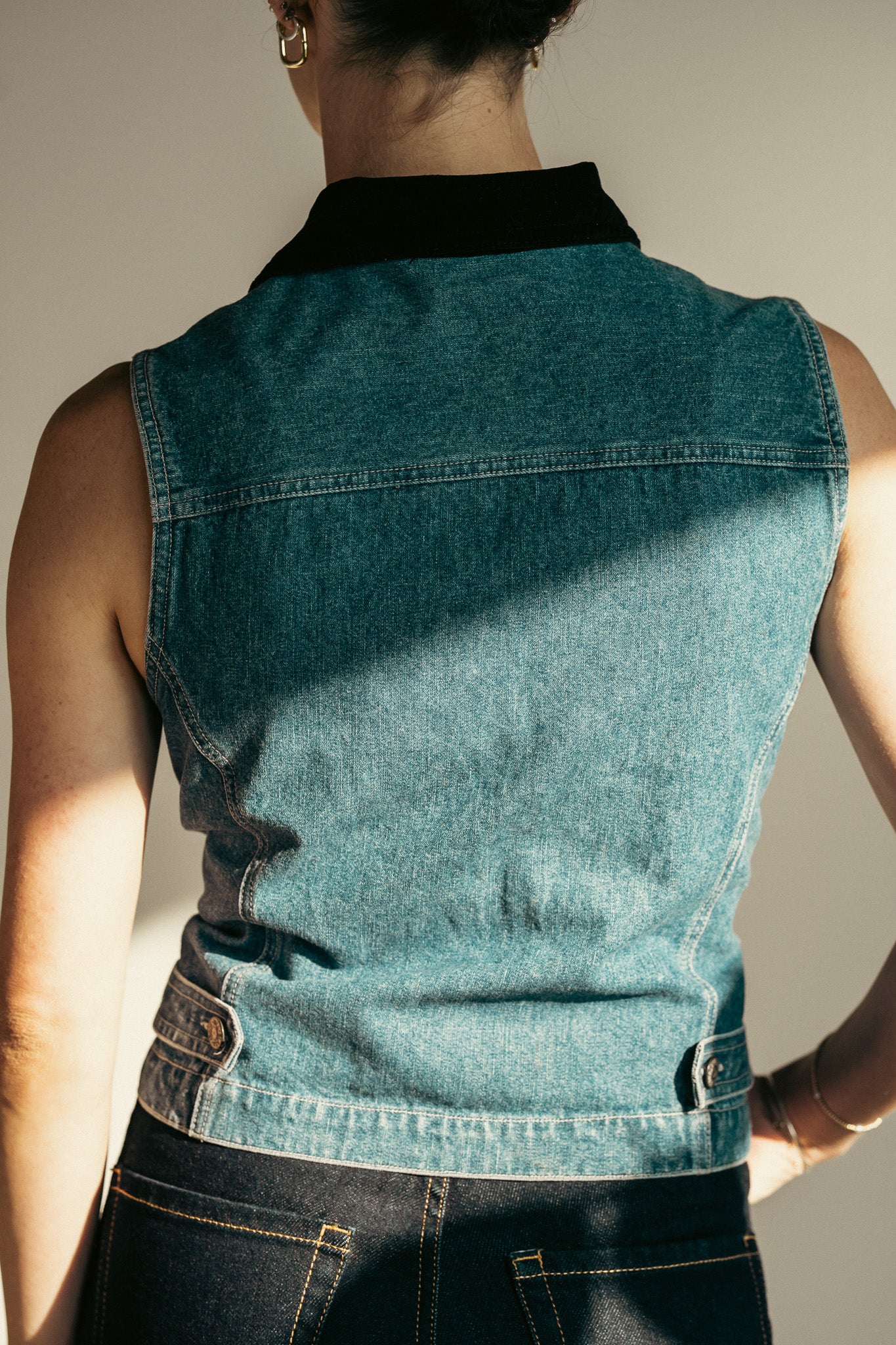 Vintage Bill Blass Denim Vest Dark Wash